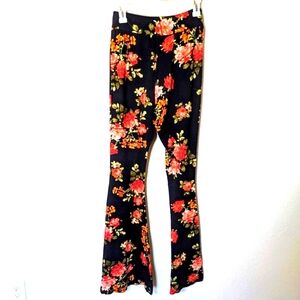Got Style Flare Flower Boho Leggings